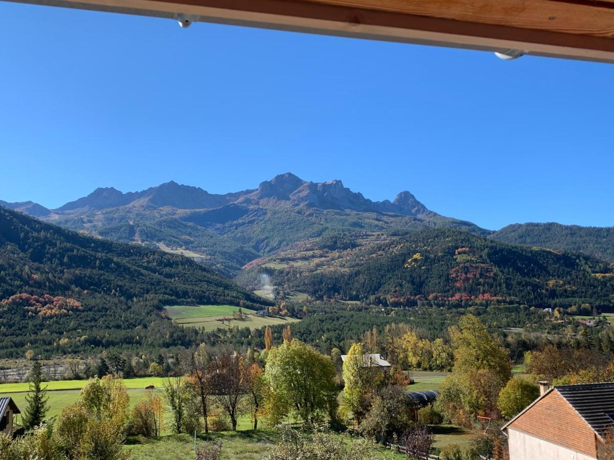 Studio Moderne Barcelonnette Bagian luar foto